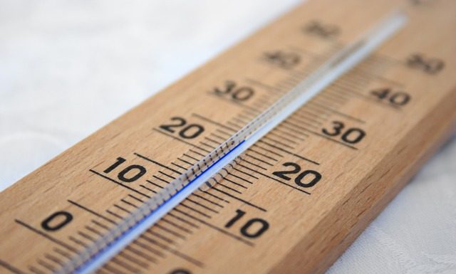 Gdzie stosuje się elektroniczne regulatory temperatury?