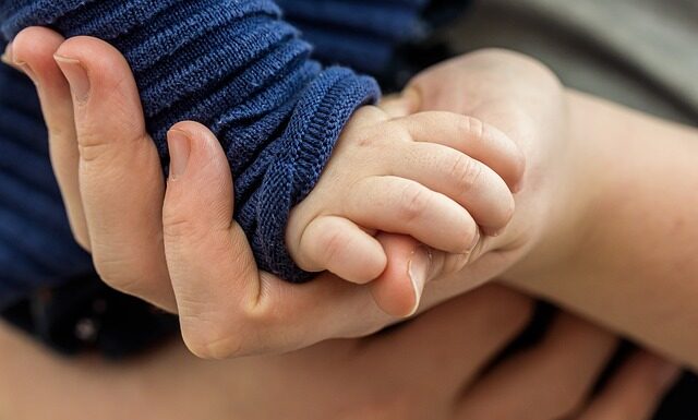 Jak połączyć dwie śruby? Jak połączyć dwie śruby?