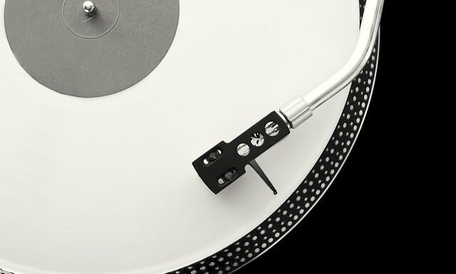 Czy panele winylowe to to samo co PCV? Czy panele winylowe to to samo co PCV?