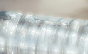 Jak pozyskiwać wodę pitną i ją przechowywać