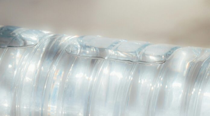 Jak pozyskiwać wodę pitną i ją przechowywać