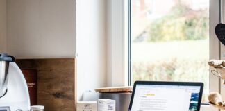 Co lepsze Thermomix czy robot planetarny?