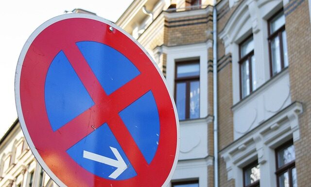 Czy osoba niepełnosprawna może parkować na zakazie? Czy osoba niepełnosprawna może parkować na zakazie?