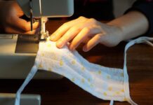 Jak uszyć pudełko z materiału? Jak uszyć pudełko z materiału?