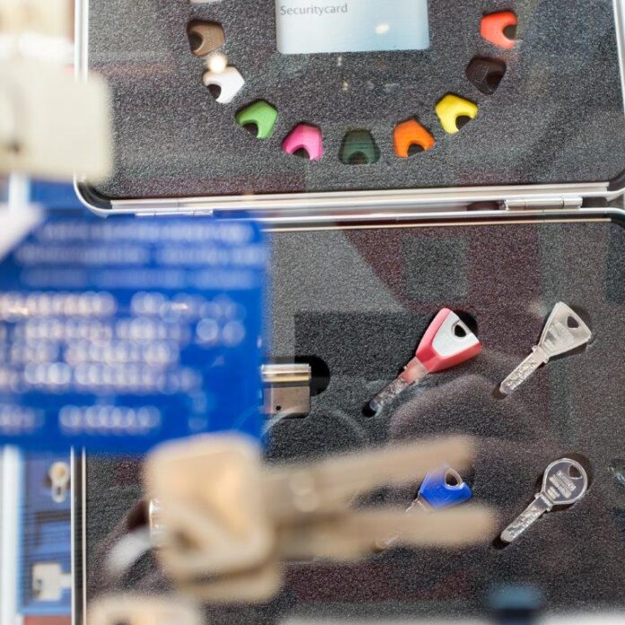 Jak wybrać zamki do drzwi gwarantujące wysoki poziom bezpieczeństwa Jak wybrać zamki do drzwi gwarantujące wysoki poziom bezpieczeństwa