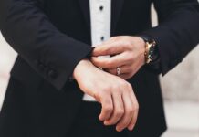 Najmodniejsze kolory garniturów męskich w sezonie wiosna/lato 2023