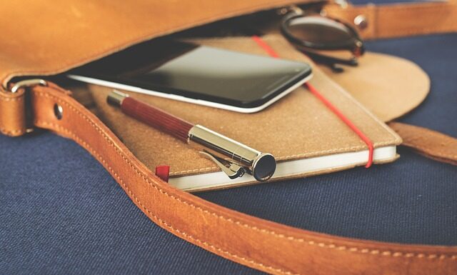 Jak utrzymać porządek na swoim biurku? Jak utrzymać porządek na swoim biurku?