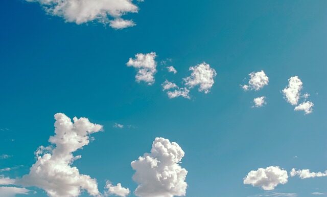 Od czego schodzi powietrze z opon? Od czego schodzi powietrze z opon?