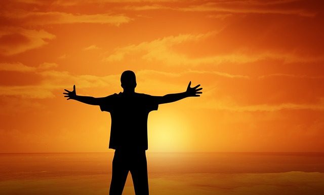 Borowina – właściwości i zastosowanie kąpieli, okładów i plastrów borowinowych borowina