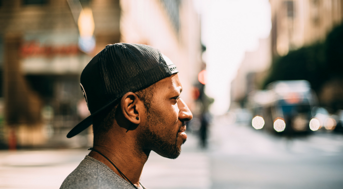 Nieśmiertelniki – stylowa męska biżuteria