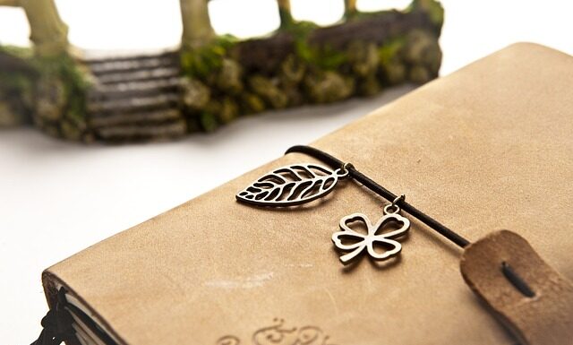 Jak zrobić pokrowiec na pufę?