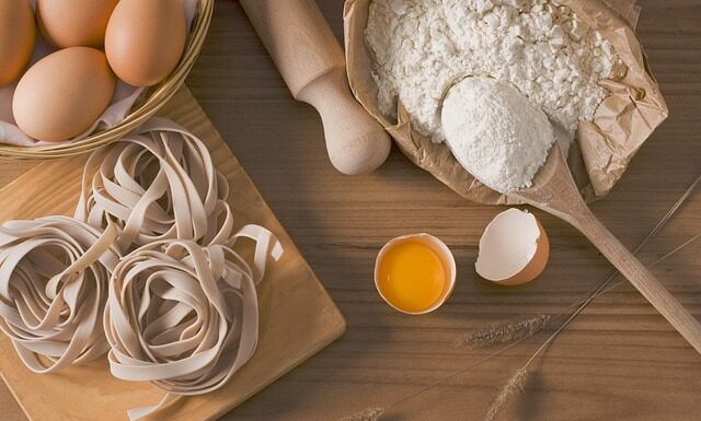 Ile wychodzi makaronu z 1 kg mąki?