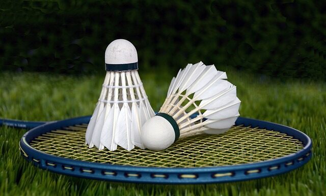 Jak powinien być naciągnięty łańcuch w piłę? Jak powinien być naciągnięty łańcuch w piłę?