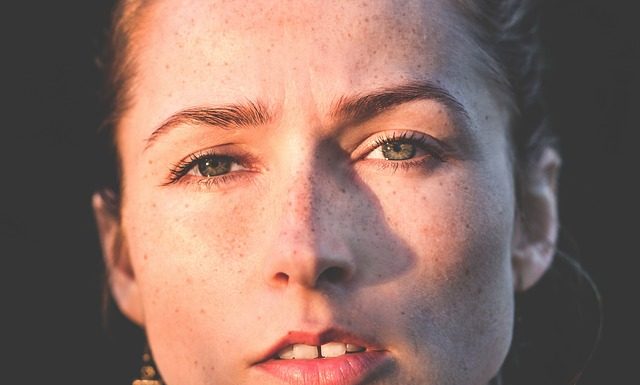 Kremy głęboko natłuszczające – idealne dla skóry wrażliwej