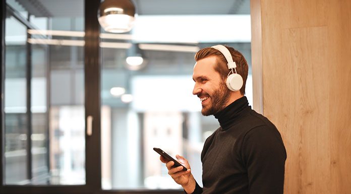 Moda na zimę – jak nosić męski golf? męski golf