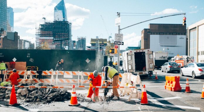 Jak odzież BHP wpływa na komfort i bezpieczeństwo pracowników