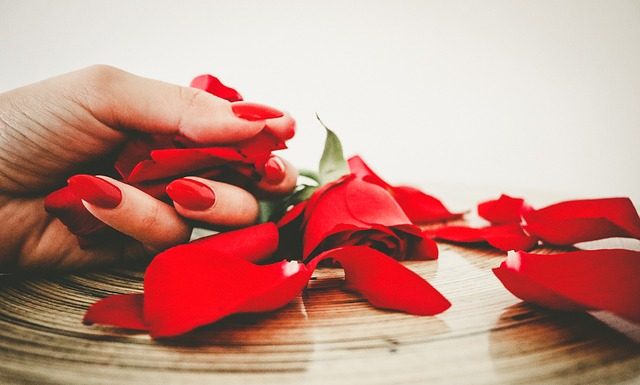 Co mówią nasze paznokcie?