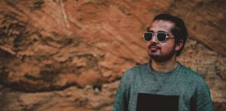 Czym różnią się swetry męskie z angory i kaszmiru?