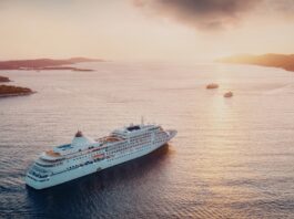 Jak wybrać rejs wycieczkowy latem i zimą