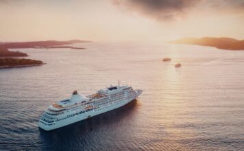 Jak wybrać rejs wycieczkowy latem i zimą