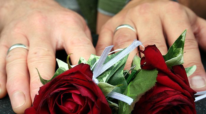 Najlepsze pomysły na prezent z okazji rocznicy ślubu Najlepsze pomysły na prezent z okazji rocznicy ślubu