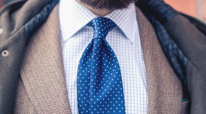 Naturalne tkaniny w męskiej garderobie