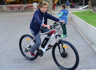 Jak przygotować się na wycieczkę rowerem elektrycznym?